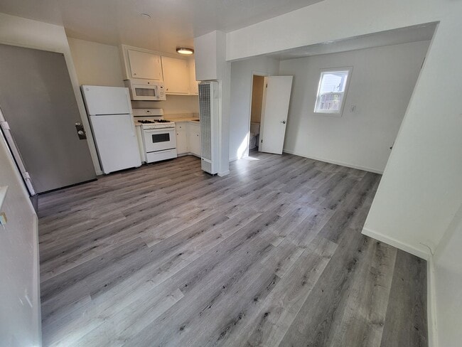 Photo - MIN0612>** Unit MIN0614 1/2