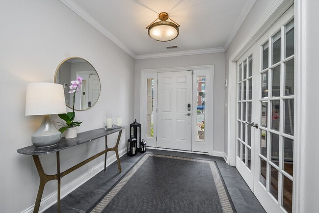 Photo - 460 Pennsylvania Ave