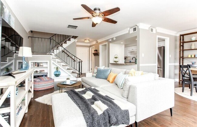 Photo - 6980 Roswell Rd Unidad B6