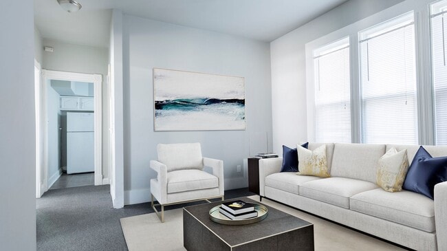 Building Photo - 2226 Glenwood Ave Unit 2