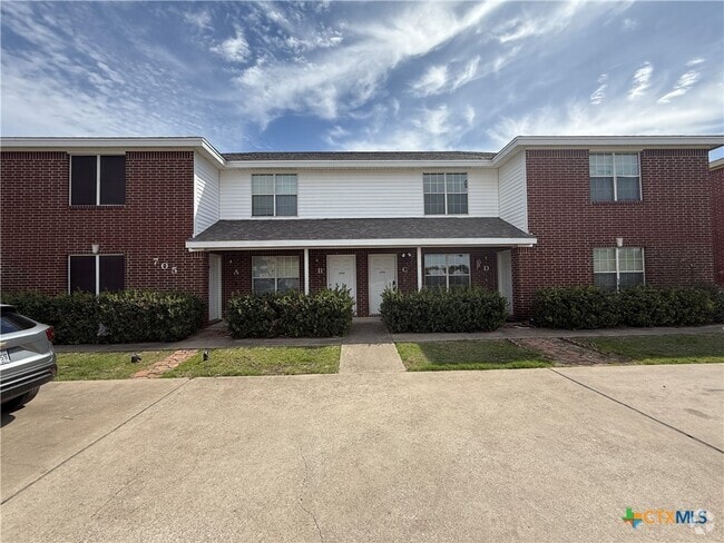 Building Photo - 705 S Amy Ln Rental