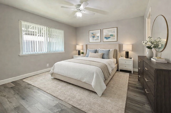 bedroom1 - The Brentwood