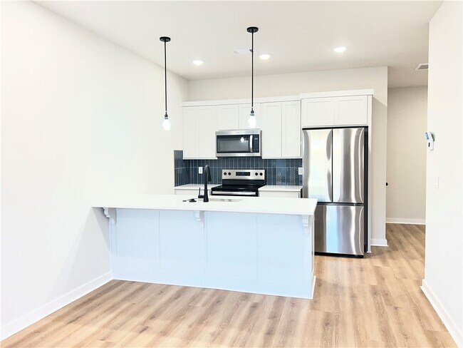 Photo - 1715 Cuppett Cir