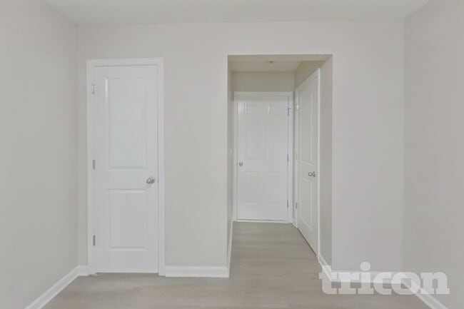 Photo - 344 Longfellows Ln