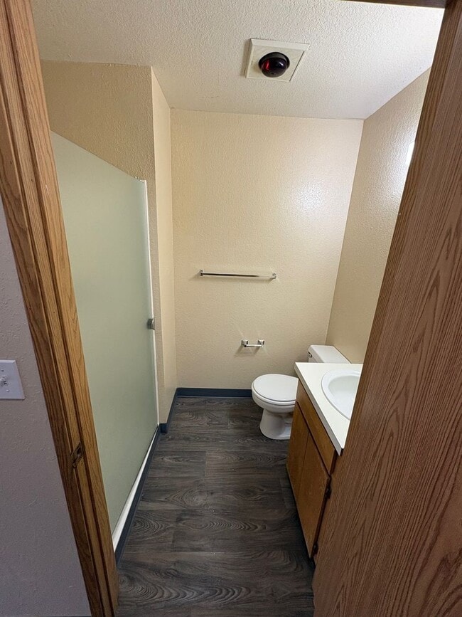 Building Photo - 00720-1096/1098 W. Regis St. Unit 1096 W. Regis St.