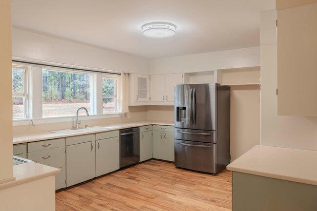 Photo - 1010 Bion Butler Rd