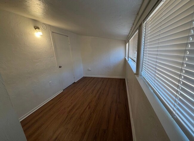 Photo - 1230 Ivy St