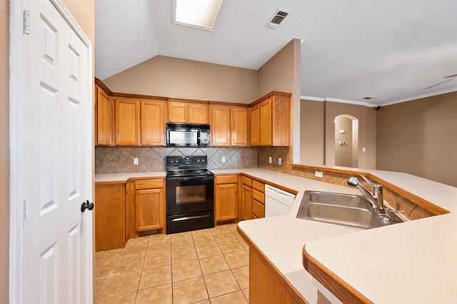 Photo - 309 Shane Ln