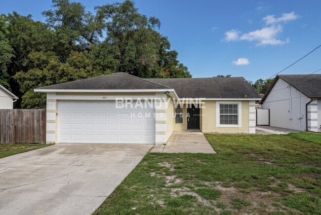 Photo - 424 Candler Ave