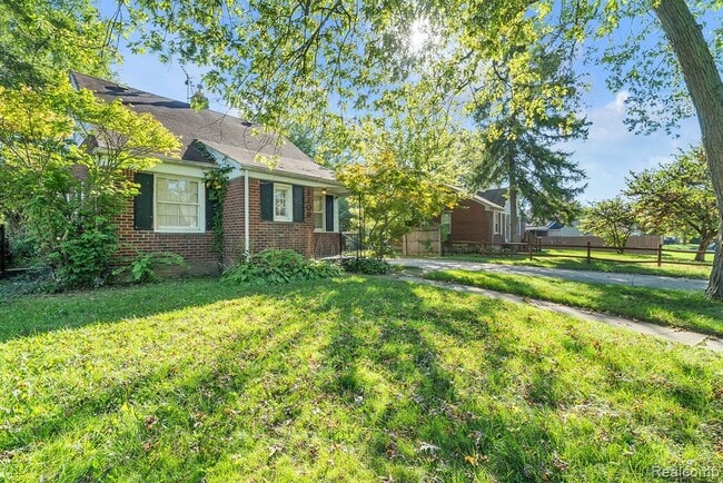 Photo - 1109 Shadowlawn St