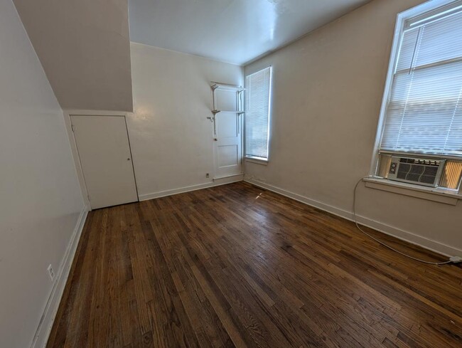 Photo - 301 S 3rd Ave