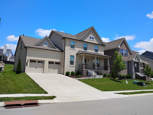 Photo - 218 Caroline Wy