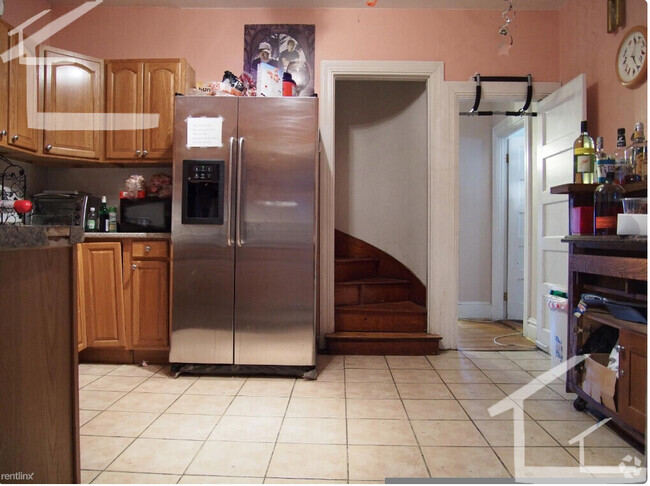 Building Photo - 1524 Commonwealth Ave Unit 2 Rental