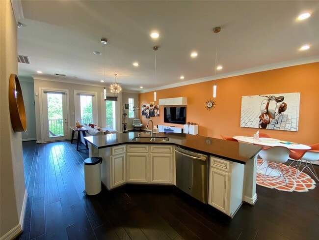 Photo - 12279 Oxford Cres Cir