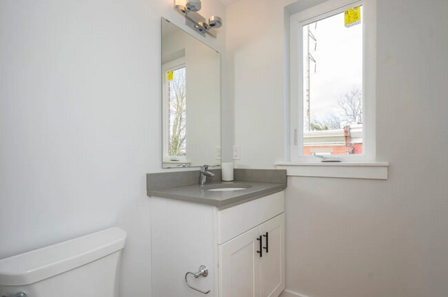 Photo - 2534 Alter St