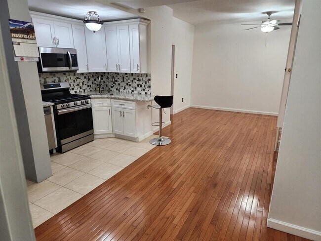 Photo - 103 73rd St Unit 14