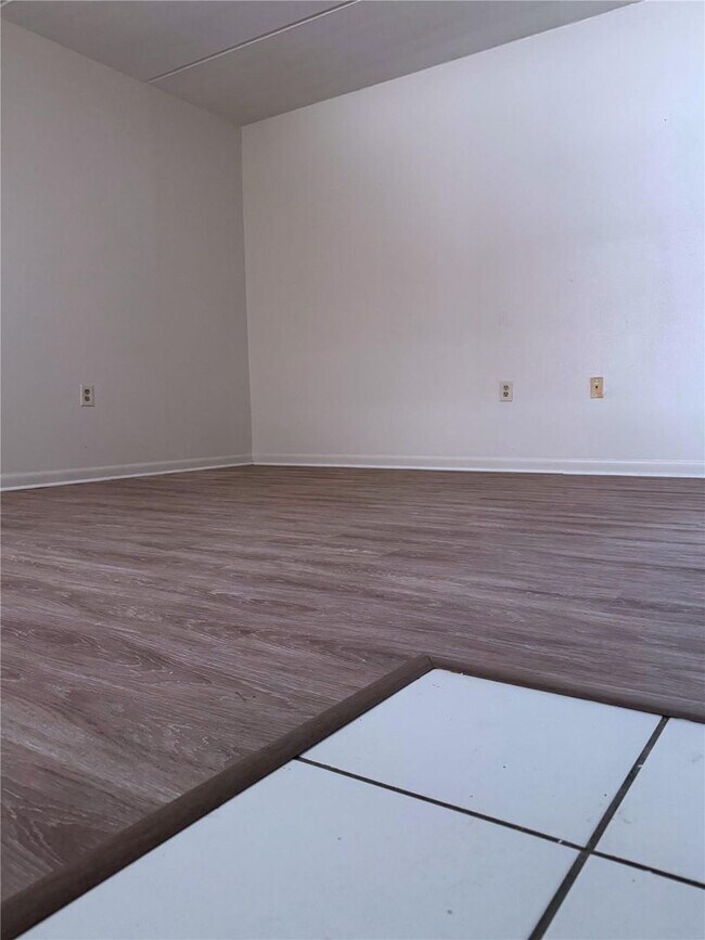 Photo - Holiday Special-Charming 2 Bedroom 1 bath unit at Habana Park!