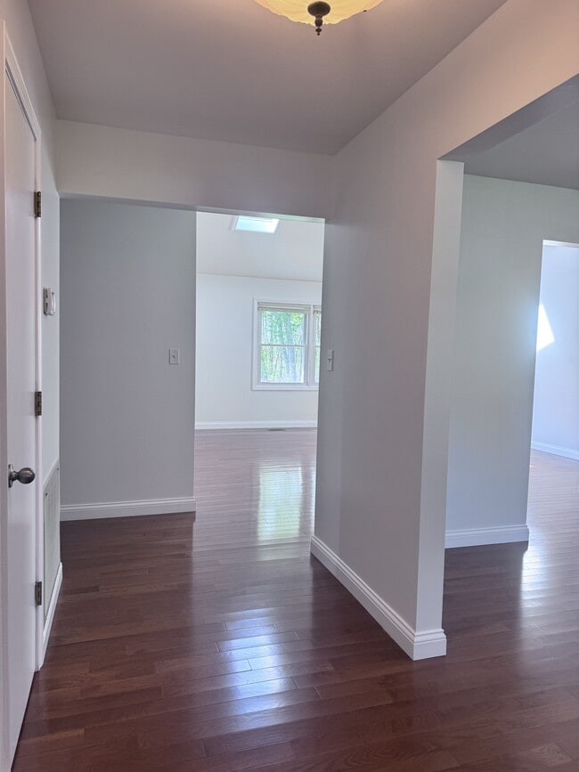 Photo - 49 Kingfisher Ln