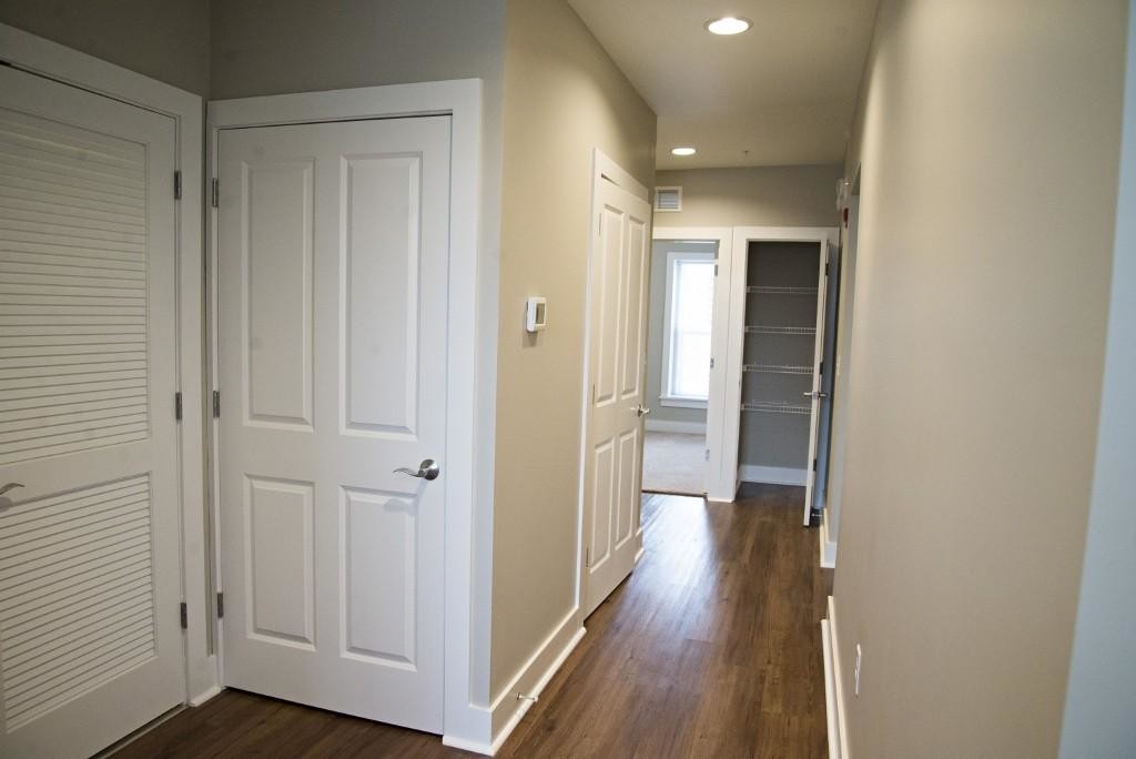 Photo - Robertson Apartments