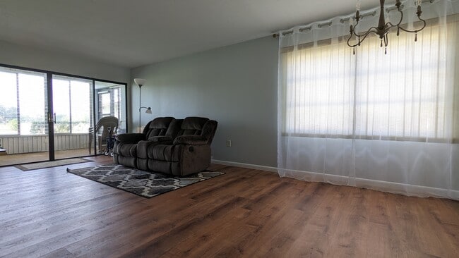 Sala de estar - 116 Fairway Ct Unidad Fairway Court