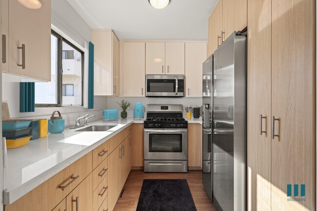 Building Photo - Goshen Eighteen by Wiseman Rental