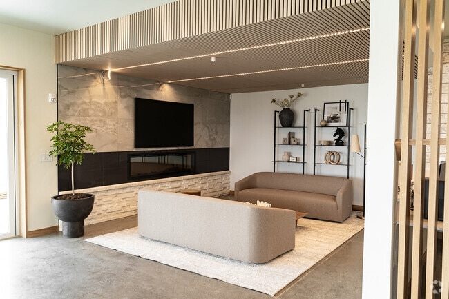 Building Photo - Brisa Heights Rental
