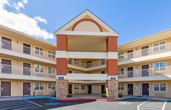 Furnished Studio-Tucson - Grant Road