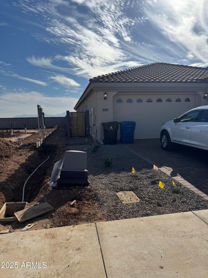 Photo - 10211 W Crittenden Ln