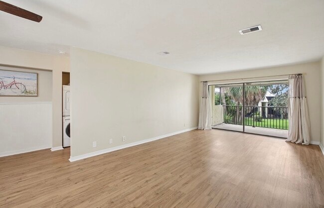 Photo - 7300 Sunshine Skyway Ln S Unit Apt 202