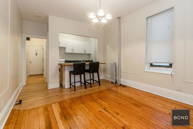 Photo - 158 West 15th Street