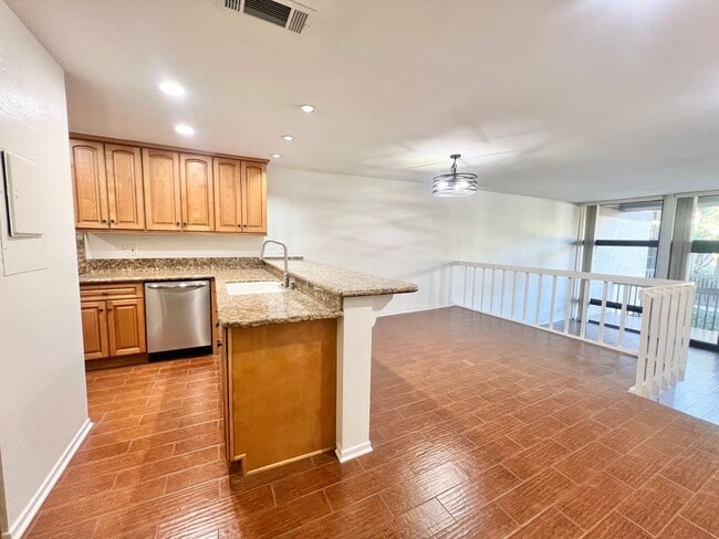 Photo - Stunning Marina Pacifica Residence with Resort Amenities