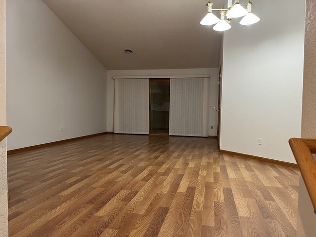 Great Room view 1 - 703 E Tin St Unit 703