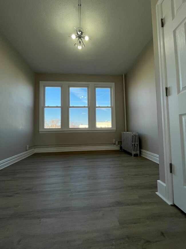 Photo - 244 Duncan Ave Unit 3