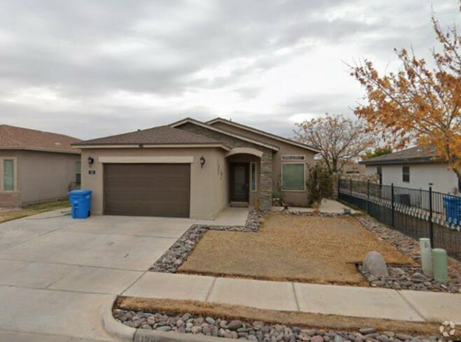 Building Photo - 128 Alamito Creek Ave Rental