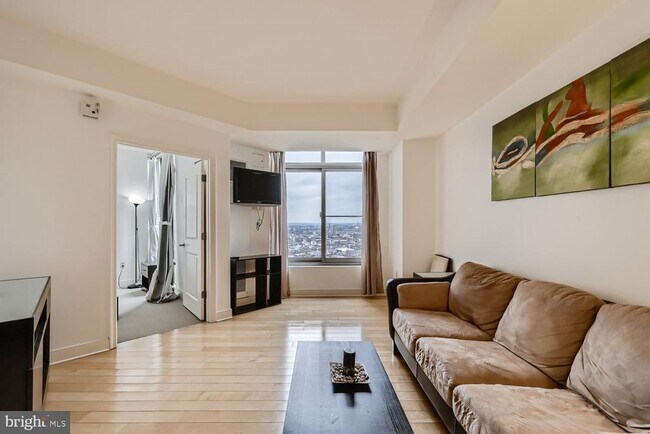 Photo - 675 S President St Unit 2107