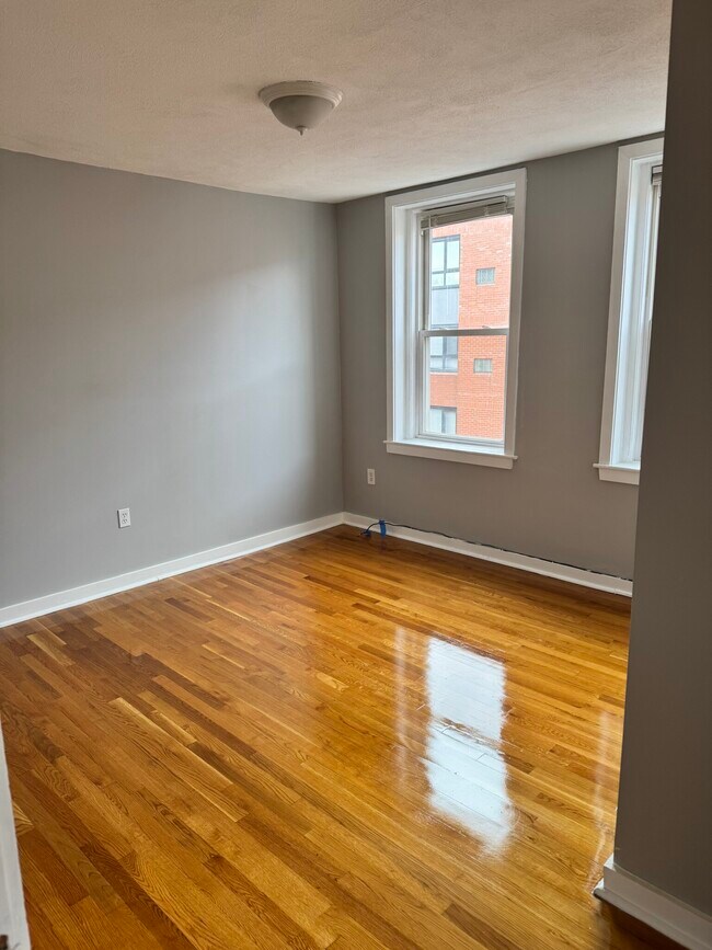 Photo - 145 Endicott St Unit 10