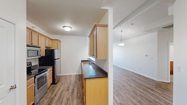 Grayhawk Apartments