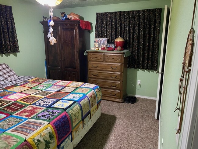 Photo - 2517 W Queen Ave