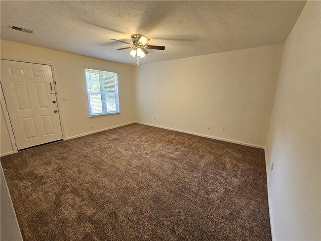 Photo - 2460 Washington St