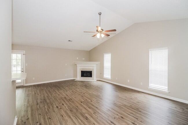 6465 White Hawk Ln