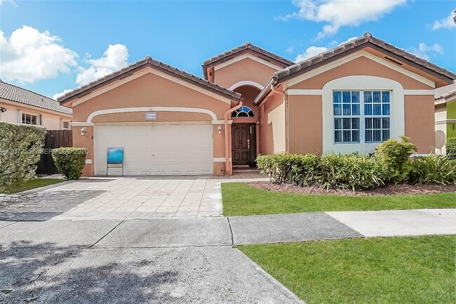 Building Photo - 1246 SW 146th Ct