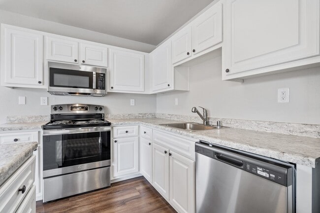 Photo - Quail Hill Apartments