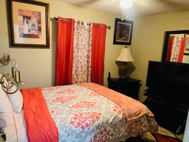 Photo - 3328 Coleman Pl