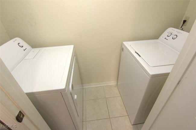 Building Photo - 11490 Villa Grand Unit 224