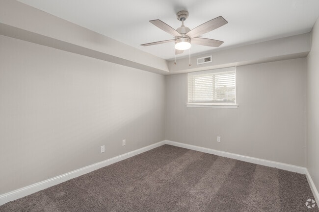 3BR, 2BA - 1,522SF - Bedroom