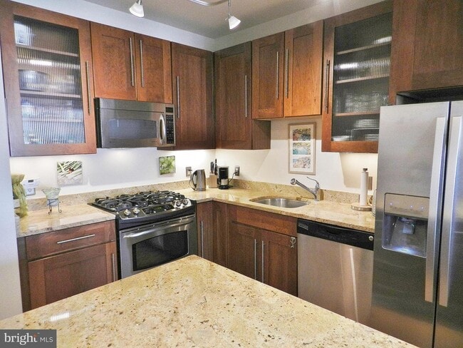 Photo - 2200 N Westmoreland St Unit The Westlee