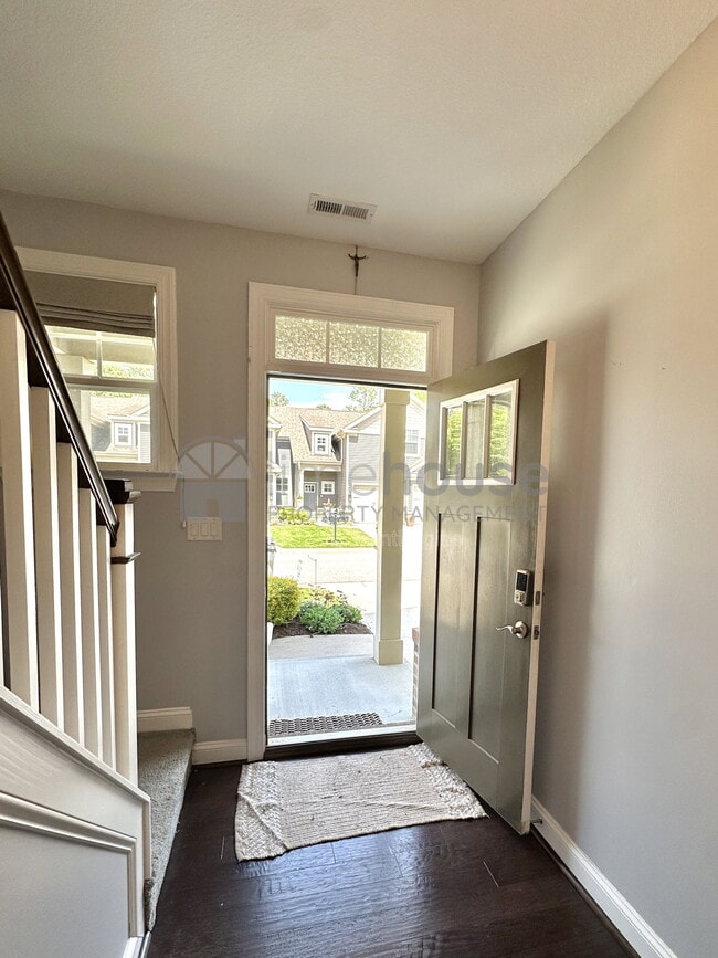 Photo - 127 Repose Ln