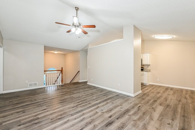 Photo - 2641 Fort Apachee Ct