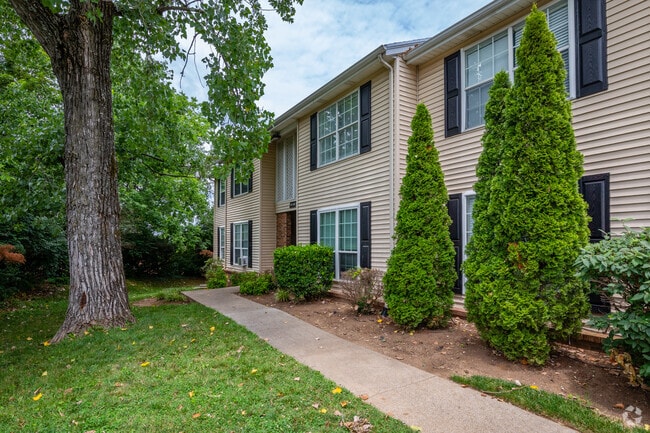 Building Photo - Southwood Apartments