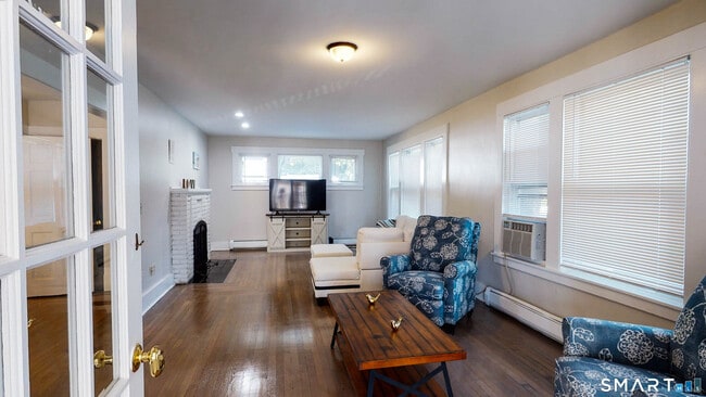 Building Photo - 432 Norton Pkwy